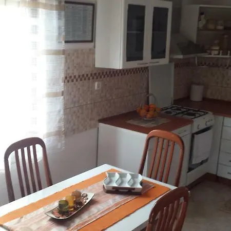 Nada Tatil Evi