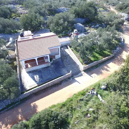 Nada בית נופש
